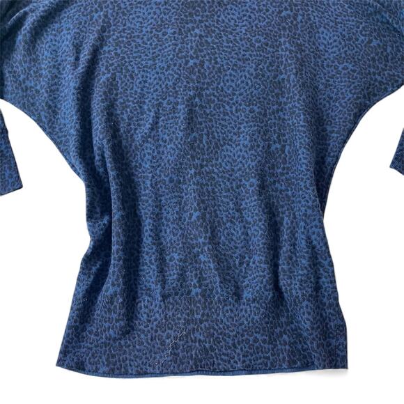 DKNY leopard print 3/4th sleeve leopard print navy batwing style sweater size S - Picture 7 of 8